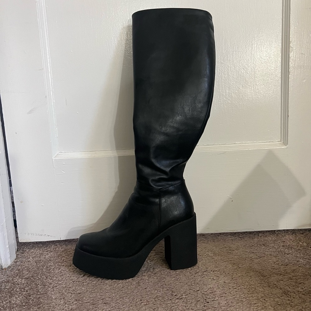 Lamoda slick nicks knee high platform boots black